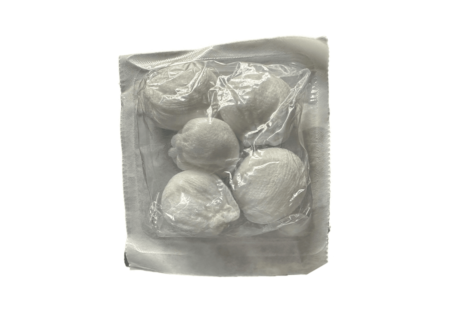 Sterile gauze curls Ø3-3.5 cm, pack with 15x5 pcs.